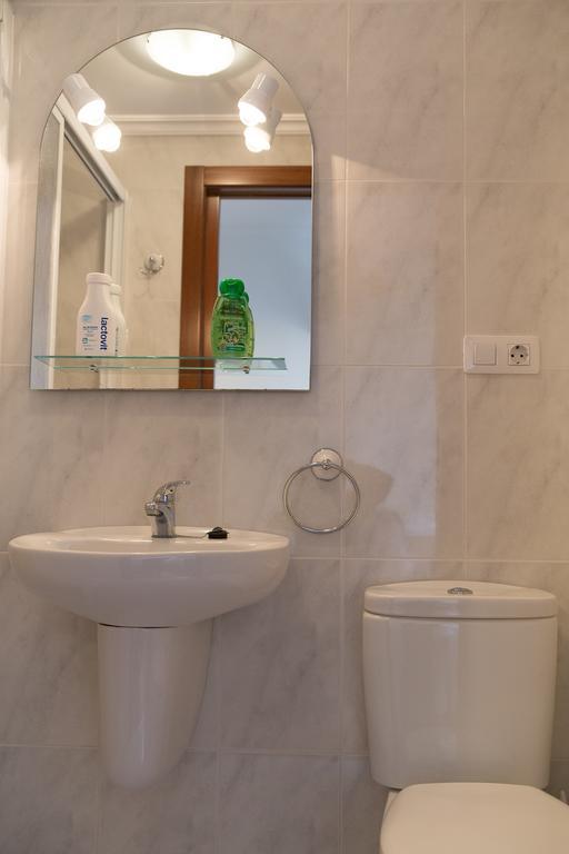 O Tobo Do Lobo Hotel Melide Eksteriør billede