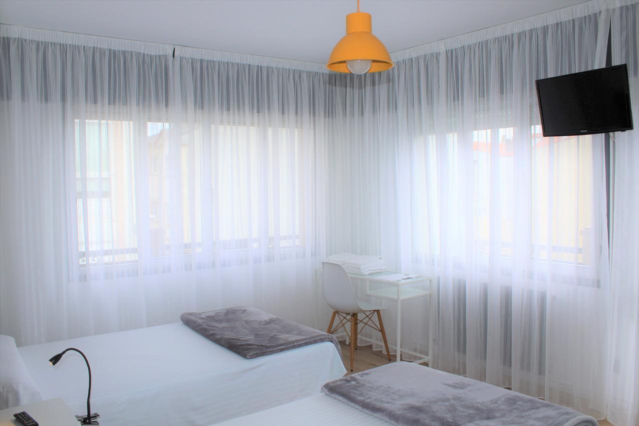 O Tobo Do Lobo Hotel Melide Eksteriør billede